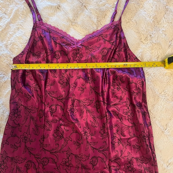 Floral print nightly and robe size small - Picture 12 of 12